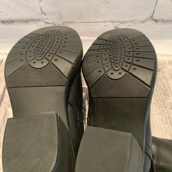 DE BLOSSOM COLLECTION Women's NWT Hoshi-2 Black Ankle Boot / Size: 7.5 - Picture 8 of 10